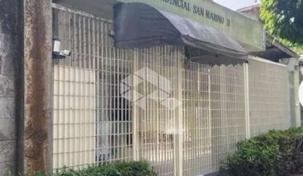 Apartamento com 53 m², 2 dormitórios, sala, cozinha, banheiro, área de serviço e 1 vaga.