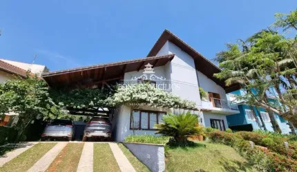 LINDISSIMA VALE APENA CONHECER CASA NA GRANJA VIANA