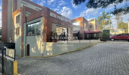 Ponto comercial para alugar na Chácara São João, Carapicuíba  por R$ 10.290