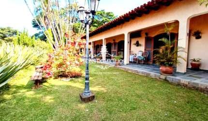Casa em condomínio fechado com 4 quartos à venda no Nova Fazendinha, Carapicuíba  por R$ 1.699.000