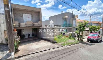 Casa em condomínio fechado com 3 quartos à venda no Jardim Rio das Pedras, Cotia  por R$ 835.000