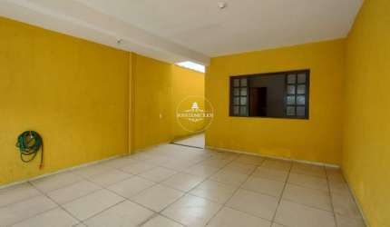 CASA À VENDA COM 03 DORMITÓRIOS E 194M² COM QUINTAL NO NAKAMURA PARK!