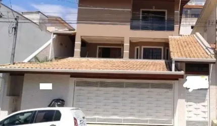 Casa 3 dormitórios para Venda em Cotia / SP no bairro Jardim Rio das Pedras