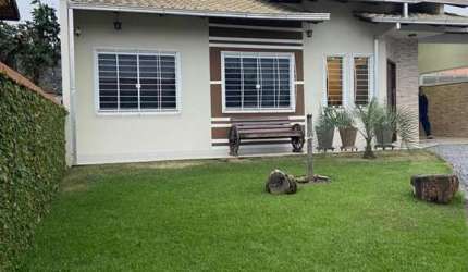Casa para Venda em Guaramirim, Avai, 3 dormitórios, 1 suíte, 2 banheiros, 2 vagas