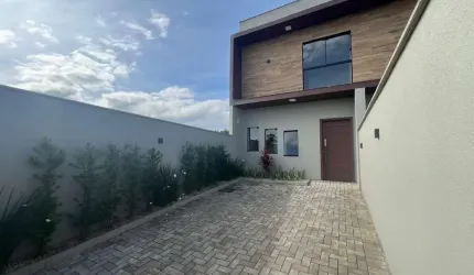 Sobrado para Venda em Jaraguá do Sul, Três Rios do Norte, 3 dormitórios, 1 suíte, 2 banheiros, 2 vagas