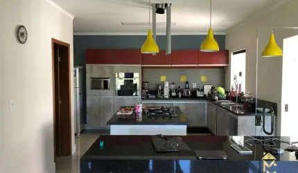 Belíssima casa á venda em área de 1440m2  3 quartos com suíte