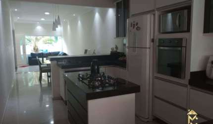 Casa à Venda em Jardim Ana Rosa, Taubaté - SP
