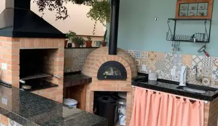 Casa em condomínio à Venda em Parque Residencial Maria Elmira, Caçapava - SP