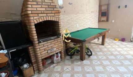 Casa térrea a venda de 3 dormitórios no bairro Portal da Mantiqueira.