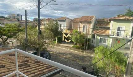Vendo Belíssimo Sobrado em condomínio fechado com planejados