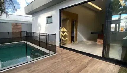 Vende-se Linda casa Térrea com Piscina em condomínio fechado