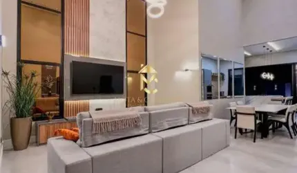 Casa térrea com piscina à venda em condomínio de Alto Padrão.