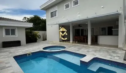 Casa Mobiliada, com piscina para Locação em condomínio em Taubaté.
