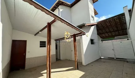 Casa à venda em condomínio com 3 dormitórios em Taubaté.