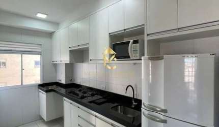 Apartamento mobiliado para locação em Taubaté.