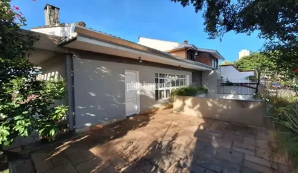 Residencia com 4 suítes no Jd. Londrina