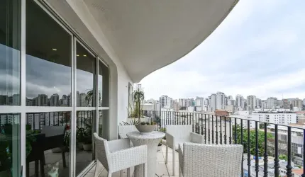 Apartamento 4 Quartos 2 Suite 5 Vagas e Depósito nas Perdizes