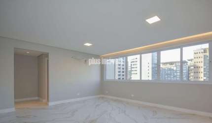 Apartamento reformado com 3 quartos no Paraiso