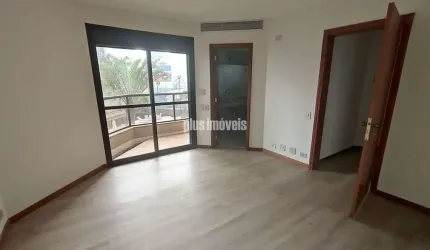 PRÓXIMO AO GRADED SCCHOOL -  TRIPLEX COM 637,0M² AU 4 SUÍTES 4 GAR  -