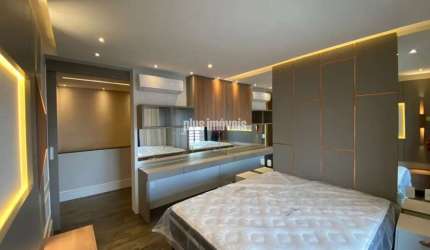 Modernidade e elegância se encontram neste incrível duplex,mobiliado, consolação