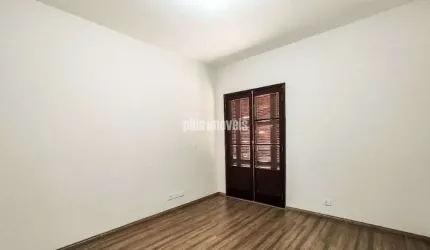 EXCELENTE SOBRADO PRÓXIMO DO TERMINAL VILA SÔNIA DO METRÔ.