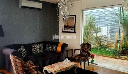 Sobrado residencial com 495m2 no Alto da Lapa
