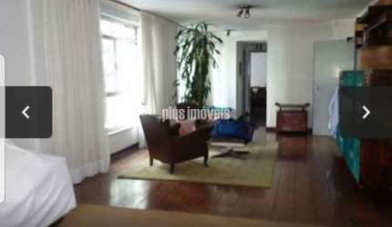 Apartamento 316 m2 , 5  dormitórios sendo 3 suítes , 3 vagas de garagem ,a 700 metros a paulista
