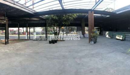 TERRENO COMERCIAL COM GALPÃO