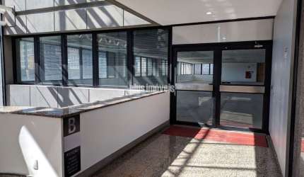 CONJUNTO COMERCIAL NA CHÁCARA SANTO  ANTÔNIO