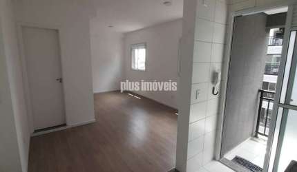 Apartamento com varanda no Cond. Jardim Sul