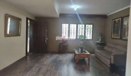 Oportunidade no Jd. Prudência, 4 dormitórios sendo 1 st, 3 vagas