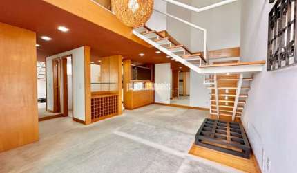 PRÓXIMO AO COLÉGIO PORTO SEGURO!!    DUPLEX, COM  79,0M²AU 2 SUÍTES, 2 VAGAS DE GARAGEM