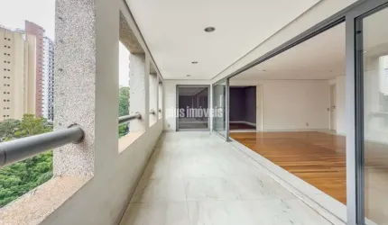 Morumbi!  277,0m²  4 quartos, sendo 2 suítes,  3 vagas.