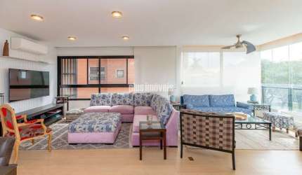 Lindo apartamento em Moema
