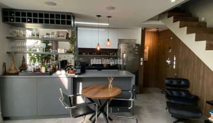 Cobertura duplex de alto padrão no Alto da Boa Vista