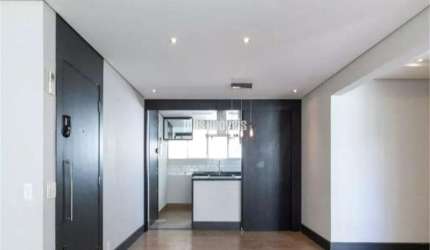 Excelente apartamento em Moema