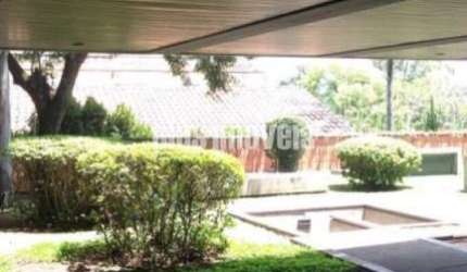 1.245m² de área útil.