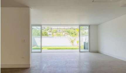 Casa de Condomínio com 4 suítes a venda no Jardim Cordeiro - São Paulo - SP