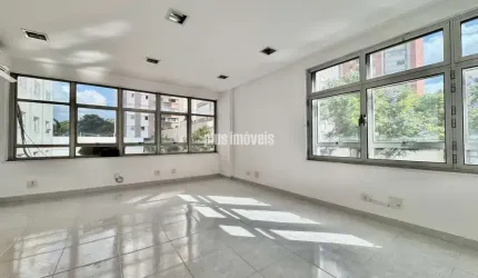 Conjunto comercial a venda na Av. Adolfo Pinheiro