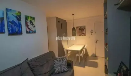 Imóvel aconchegante à venda com 2 quartos, sendo 1 suíte,