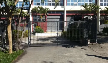 Prédio comercial industrial com 950m2 - ótimo estado - em Alphaville - Barueri