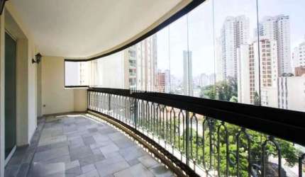 Apartamento para VENDA com 247m², 4 quartos e 5 vagas