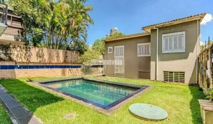 Casa com 4 Quartos e 5 banheiros à Venda, 550 m