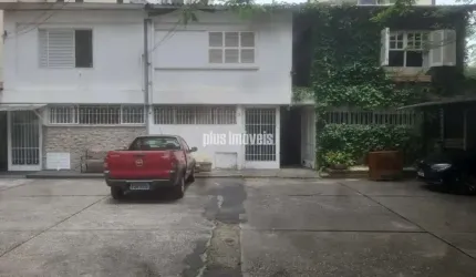 Casa com 3 Quartos e 3 banheiros à Venda, 136 m²