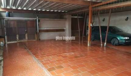 Sobrado com 3 Quartos e 4 banheiros à Venda, 500 m²
