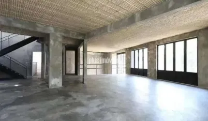 Prédio Comercial - Vila Sofia  ( imediação do Jardim Marajoara) - Preço Competitivo!