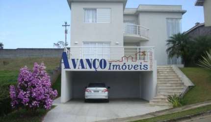 Villagio Paradiso - Com armários, piscina e churrasqueira