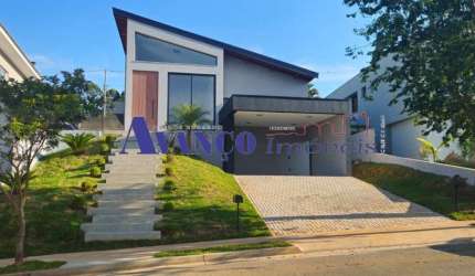 Villagio Paradiso - Maravilhosa casa nova, térrea e com piscina
