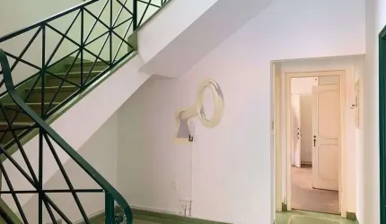 CASA EM PINHEIROS