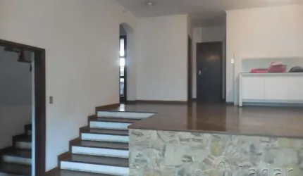 CASA NO MORUMBI PRÓXIMO DO ESTÁDIO
